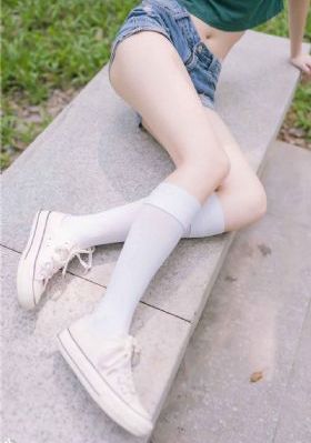 欧美贵妇videos办公室_BD版国语迅雷下载